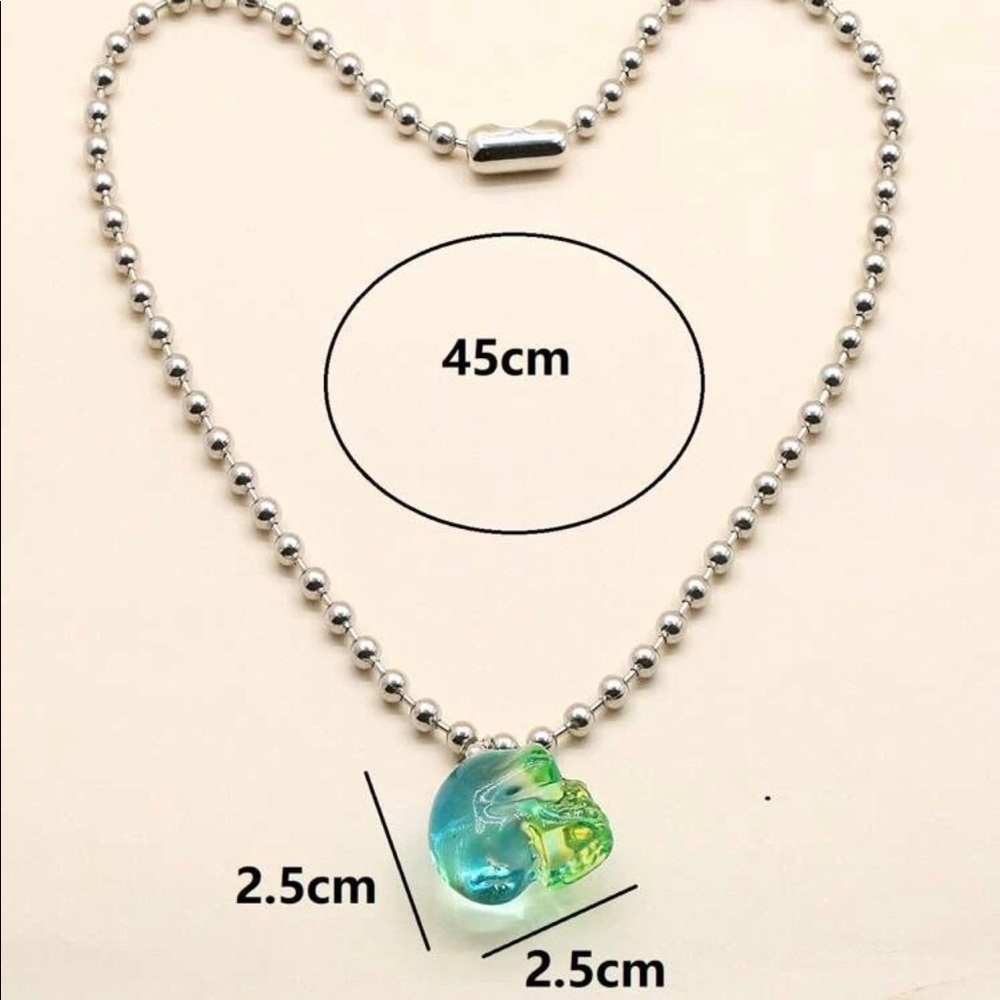 Unisex Green Glass Skull Pendant Necklace - Picture 4 of 8